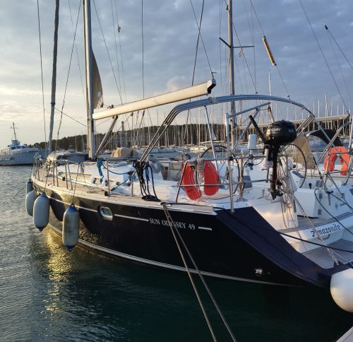 Amazonite seitliche Ansicht V2